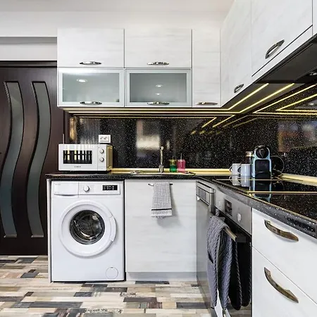 Florance Flat Next To Old Town & Center New Φιλιππούπολη