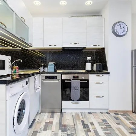 Florance Flat Next To Old Town & Center New Φιλιππούπολη