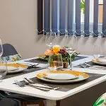 Florance Flat Next To Old Town & Center New شقة