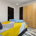 شقة Florance Flat Next To Old Town & Center New بلوفديف