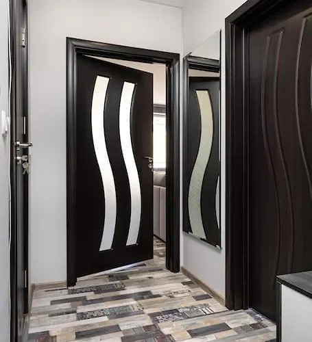 Florance Flat Next To Old Town & Center New *